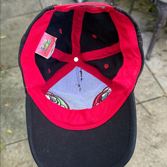 Super Mario Black and Red Cap Boys Hat - Picture 5 of 9